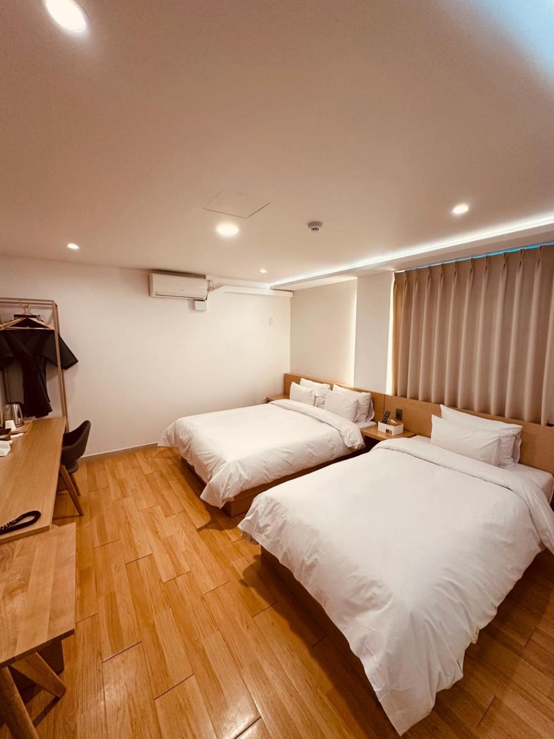 H Avenue Chuncheon Hotel Kültér fotó