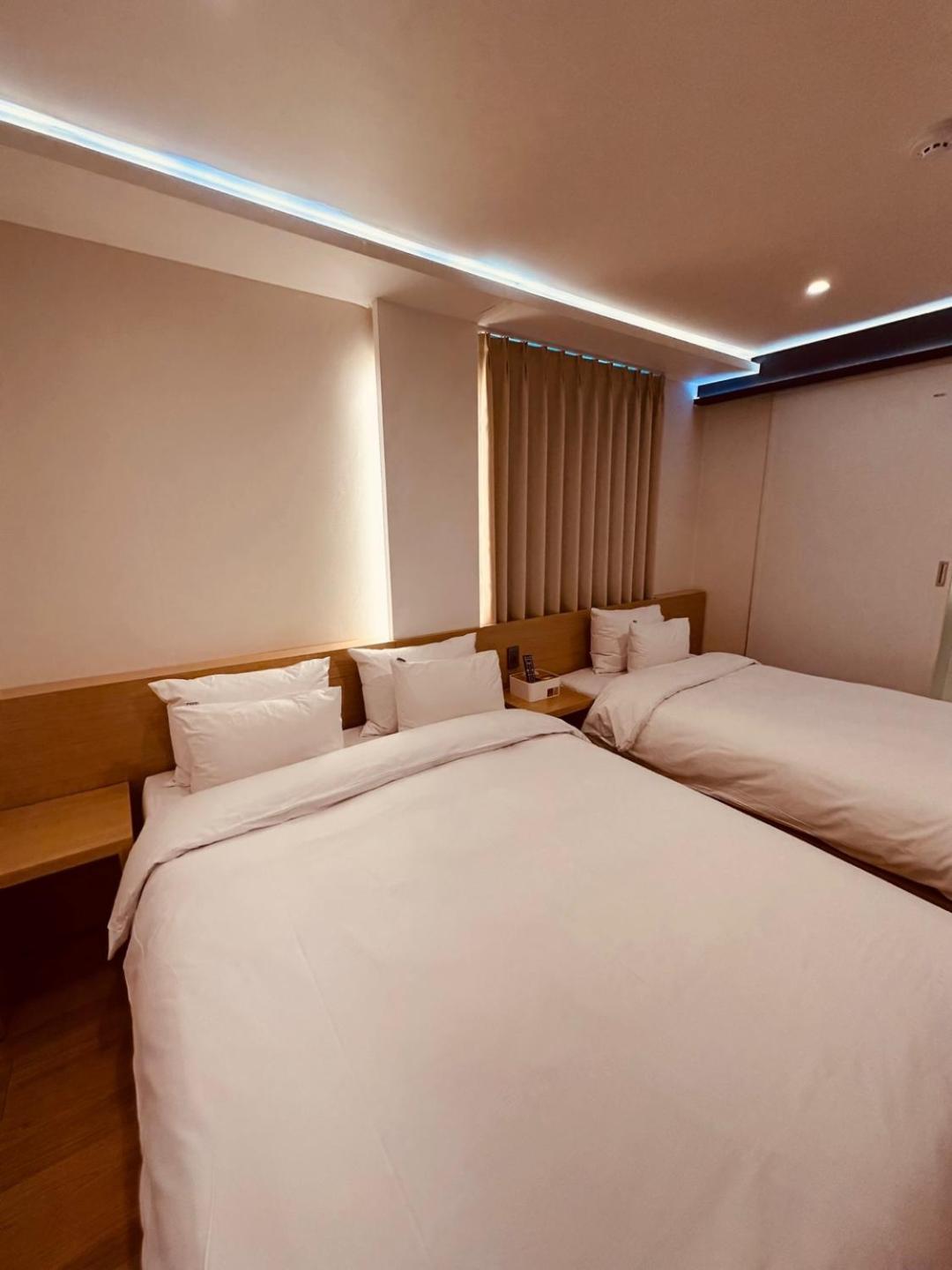 H Avenue Chuncheon Hotel Kültér fotó